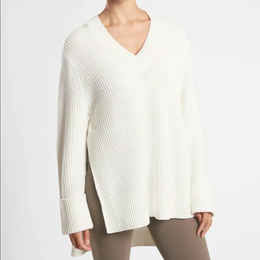 NEW Athleta Shasta V Neck Wool Blend Sweater
